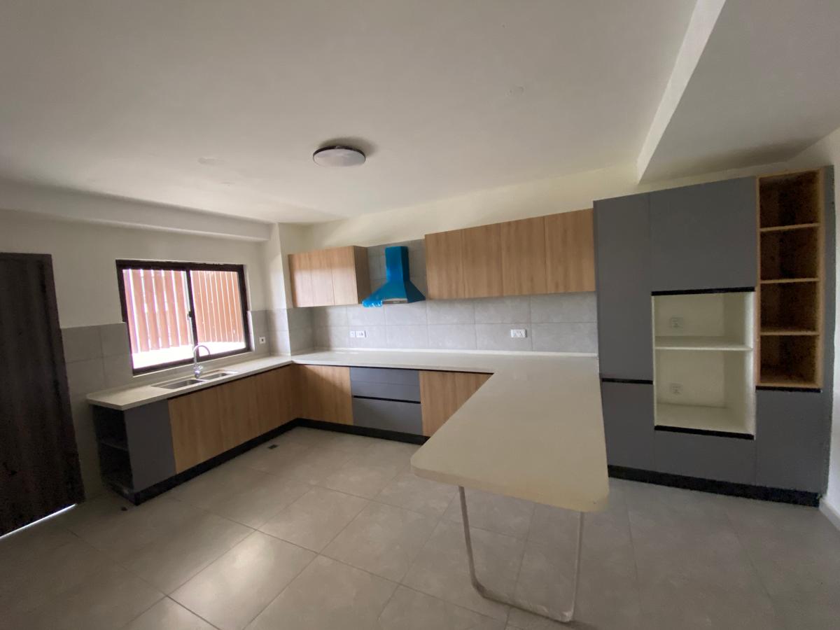 3 Bed Apartment with En Suite at Kileleshwa - 9