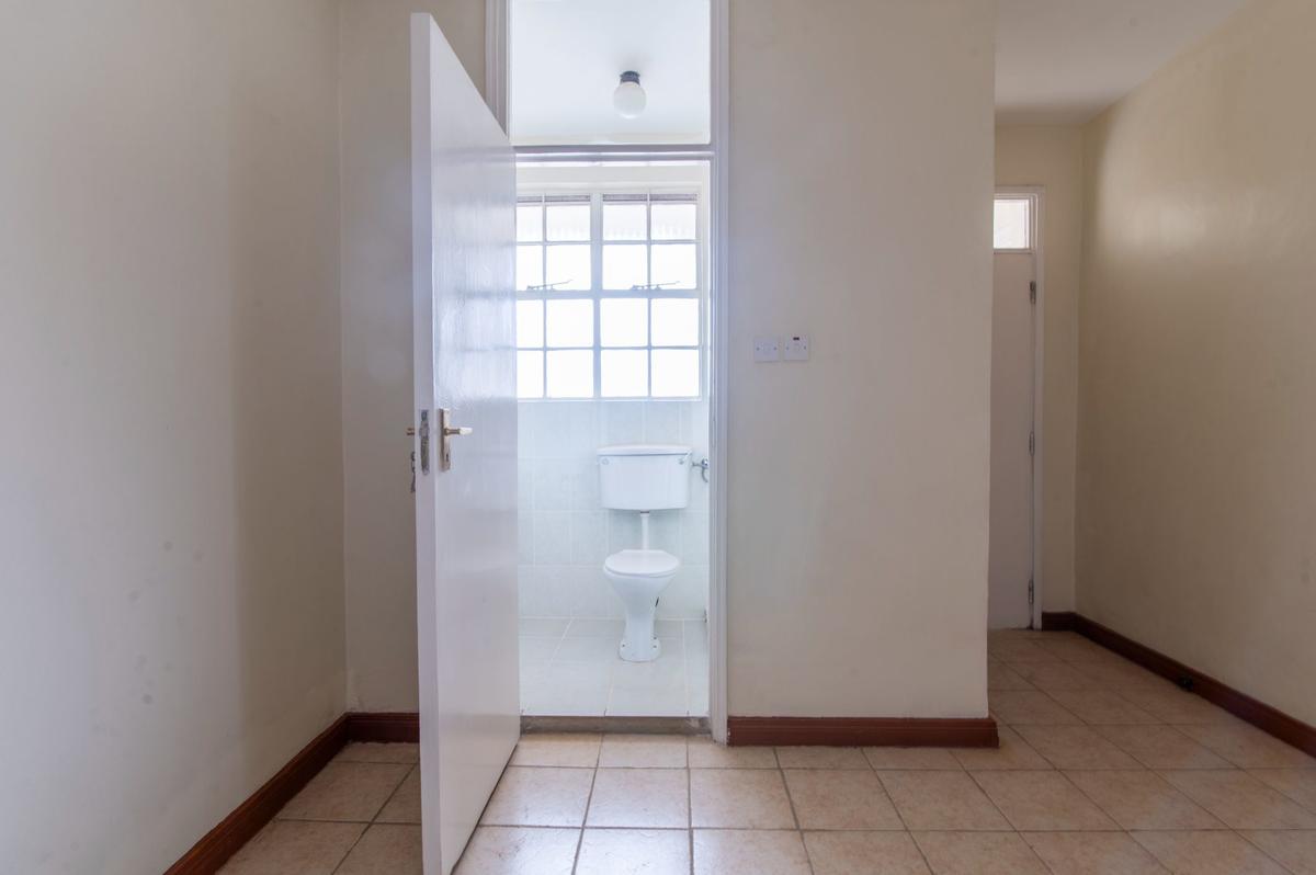 3 Bed Apartment with En Suite in Thika - 9