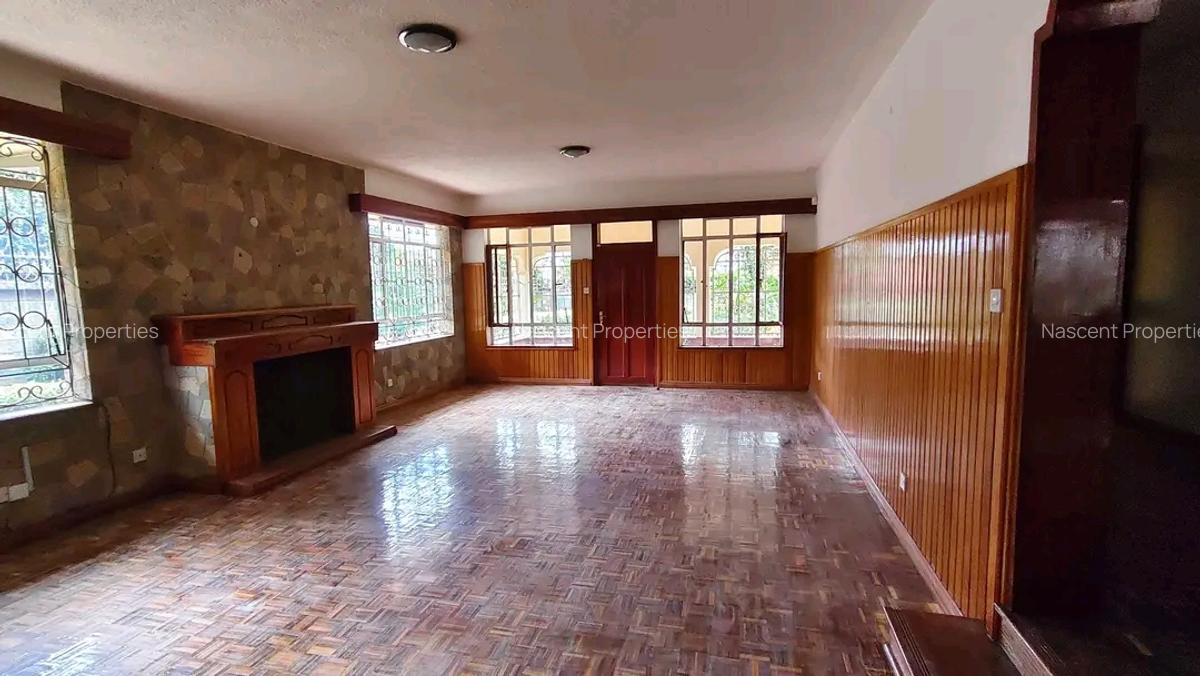 5 Bed House with En Suite in Nyari - 12