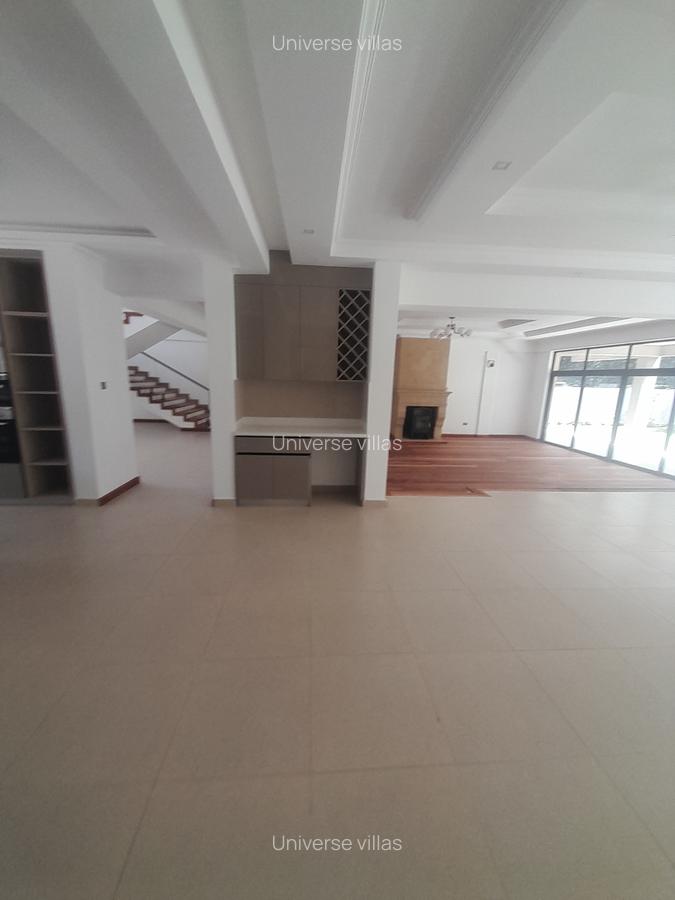 5 Bed Townhouse with En Suite at Karen Hub - 17