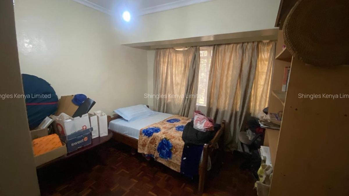 5 Bed Townhouse with En Suite at Oloitoktok Road - 9