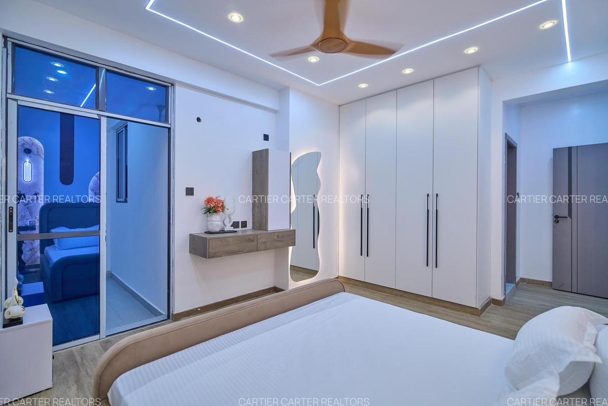 3 Bed Apartment with En Suite at Kiziwi Round About - 7