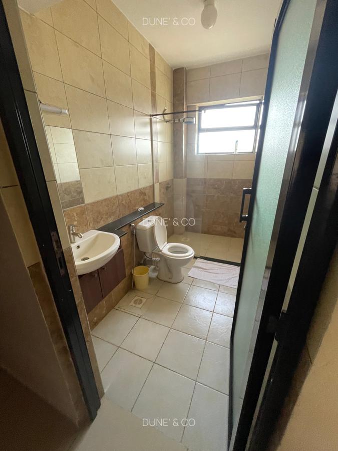 Serviced 3 Bed Apartment with En Suite in Westlands Area - 14