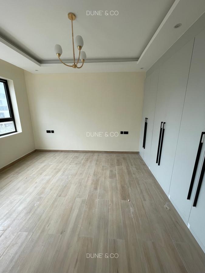 3 Bed Apartment with En Suite in Westlands Area - 16