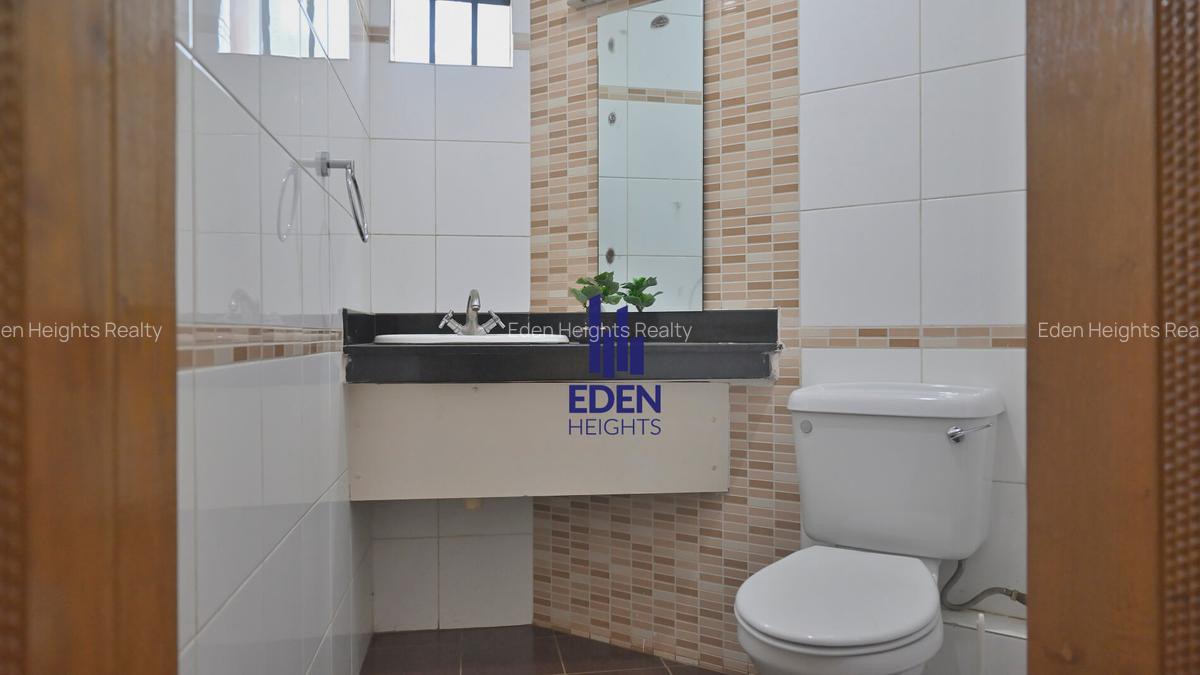 Furnished 3 Bed Apartment with En Suite in Brookside - 12