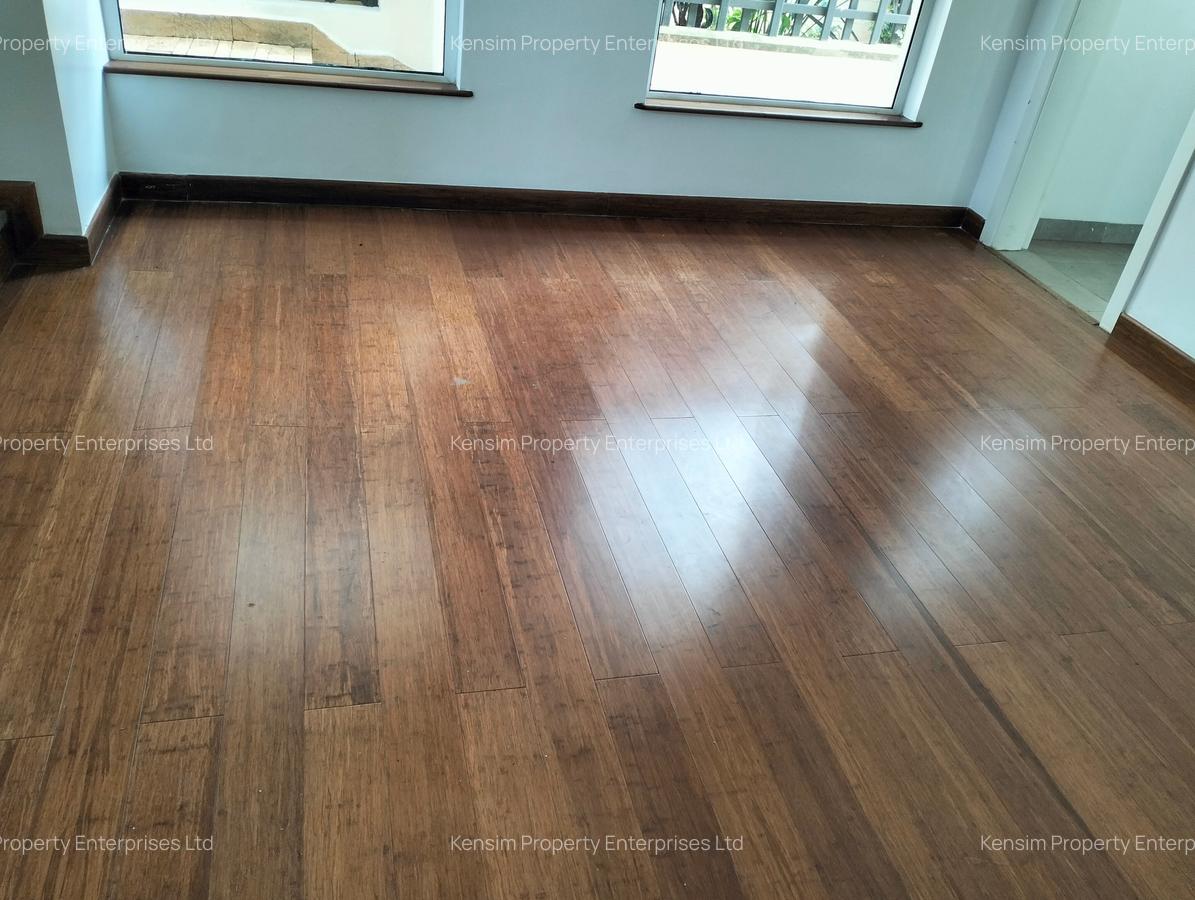 4 Bed Townhouse with En Suite in Lavington - 8