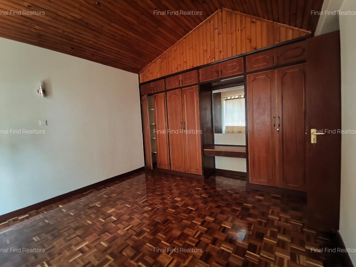 4 Bed House with Backup Generator in Gigiri - 10