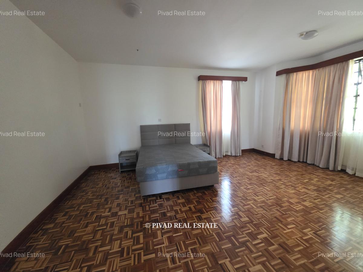 4 Bed House with Garden in Runda - 9