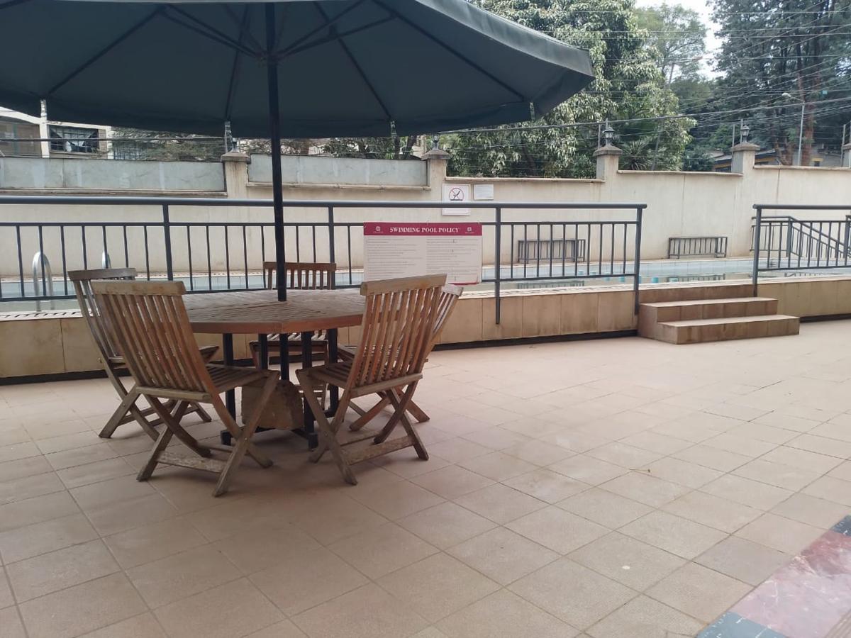 1 Bed Apartment with Swimming Pool in Kileleshwa - 4