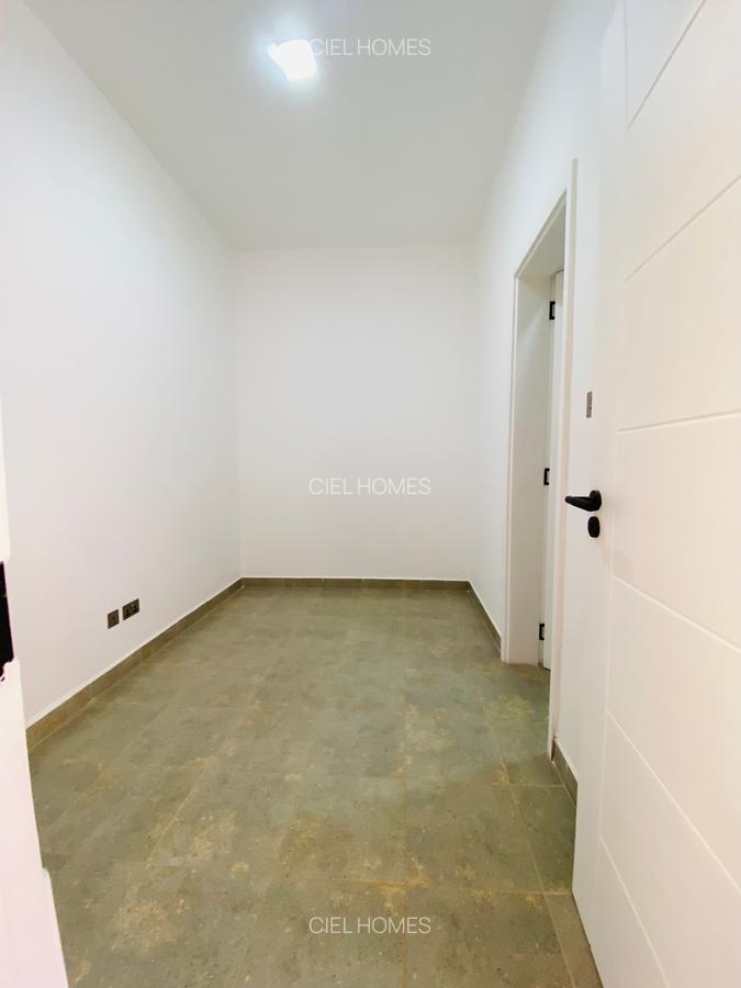 5 Bed Villa with Swimming Pool at Mzima Spring - 16