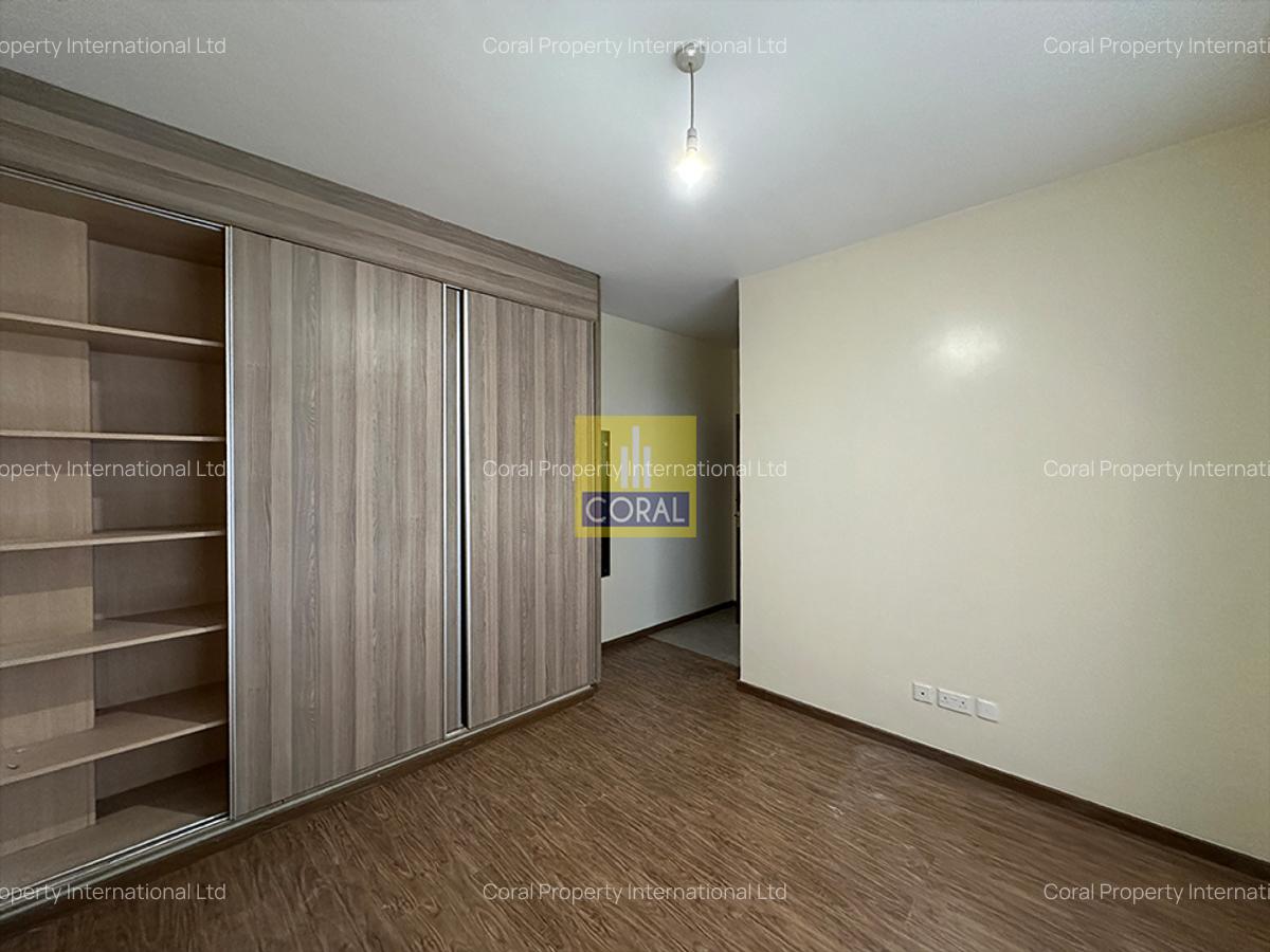 4 Bed Apartment in Parklands - 16