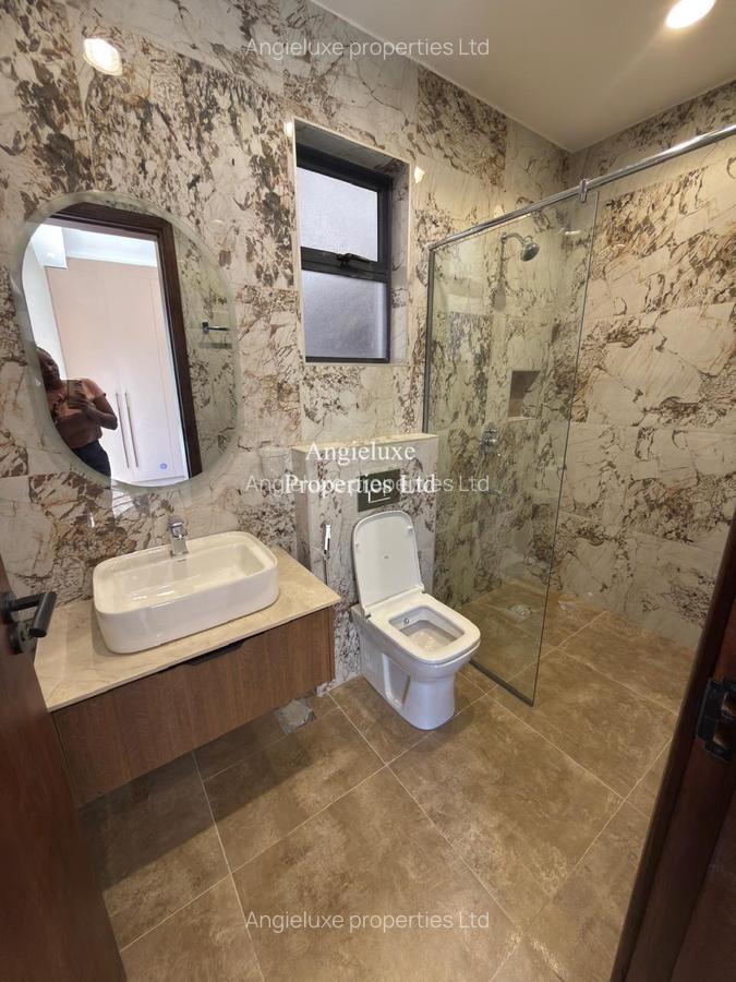 2 Bed Apartment with En Suite at Brookside Drive - 15