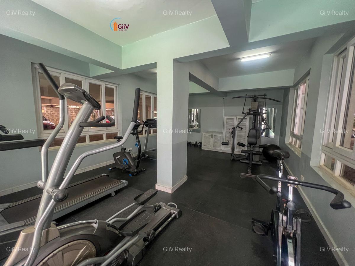 3 Bed Villa with En Suite in Westlands Area - 15