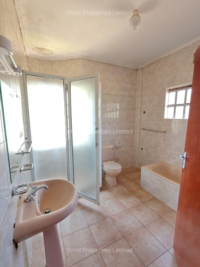 4 Bed Villa with En Suite in Karen - 13