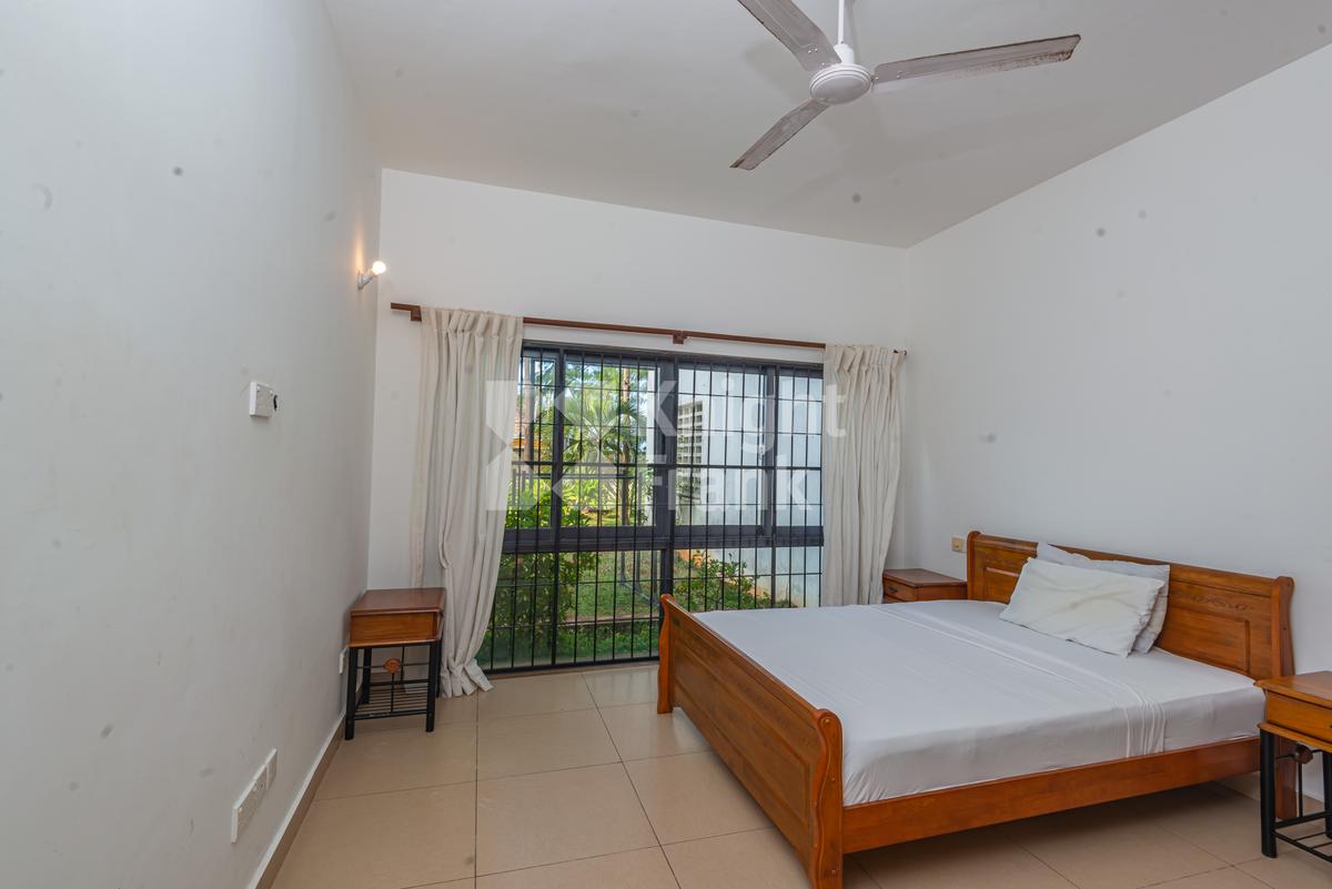 Furnished 3 Bed Apartment with En Suite in Bamburi - 6