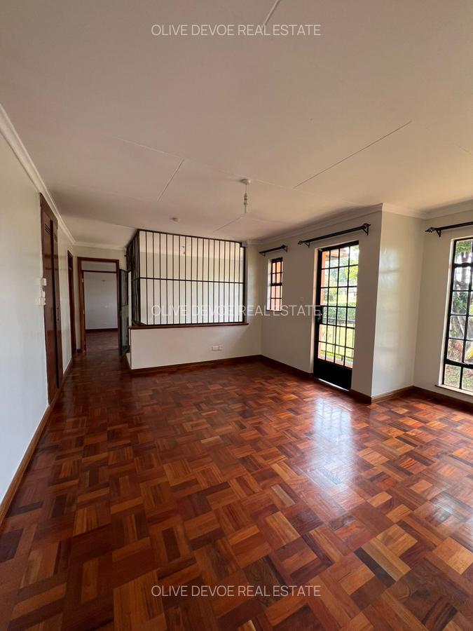 4 Bed Villa with En Suite in Runda - 11