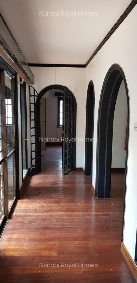 4 Bed Townhouse with En Suite at Riverside - 8