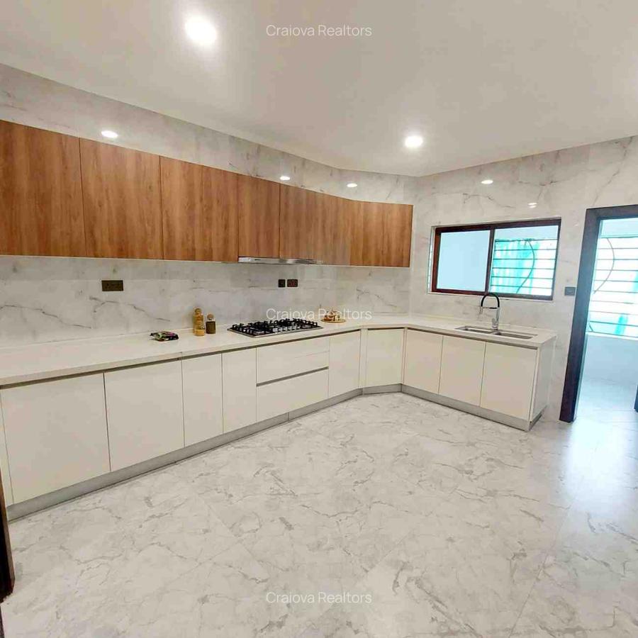 Serviced 3 Bed Apartment with En Suite at Kileleshwa - 18