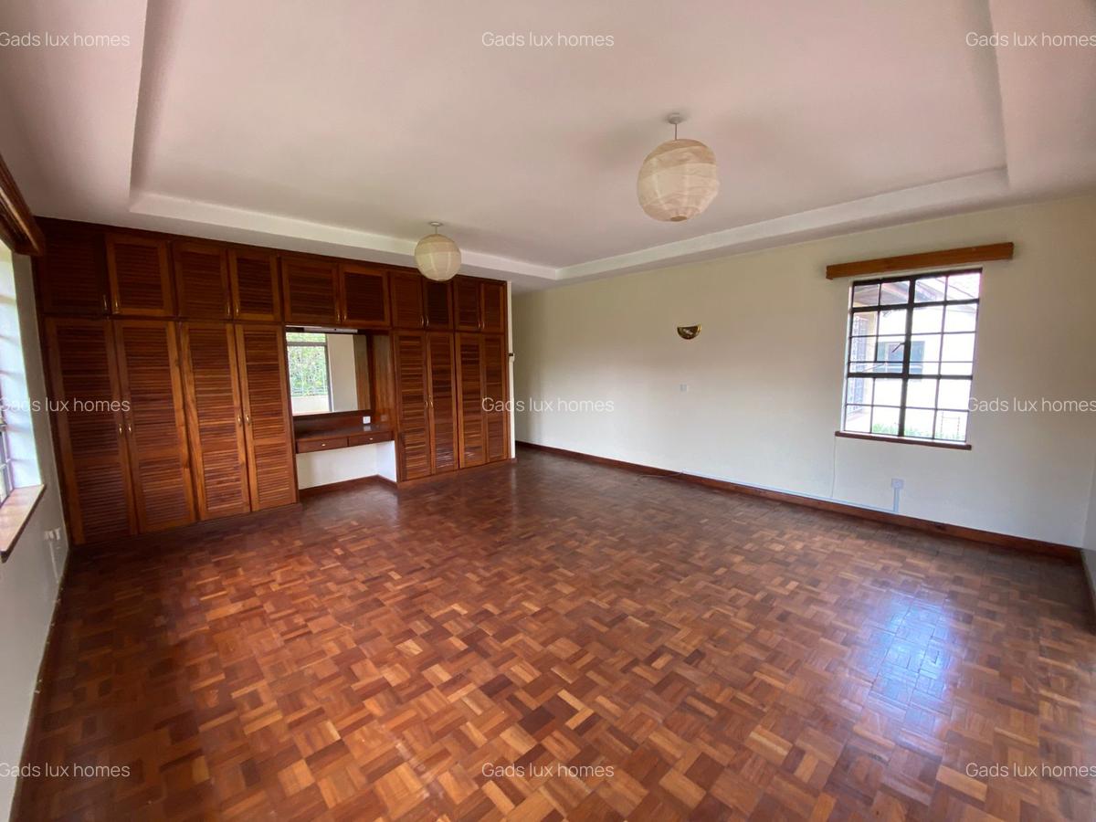 5 Bed Villa with En Suite at Runda - 3