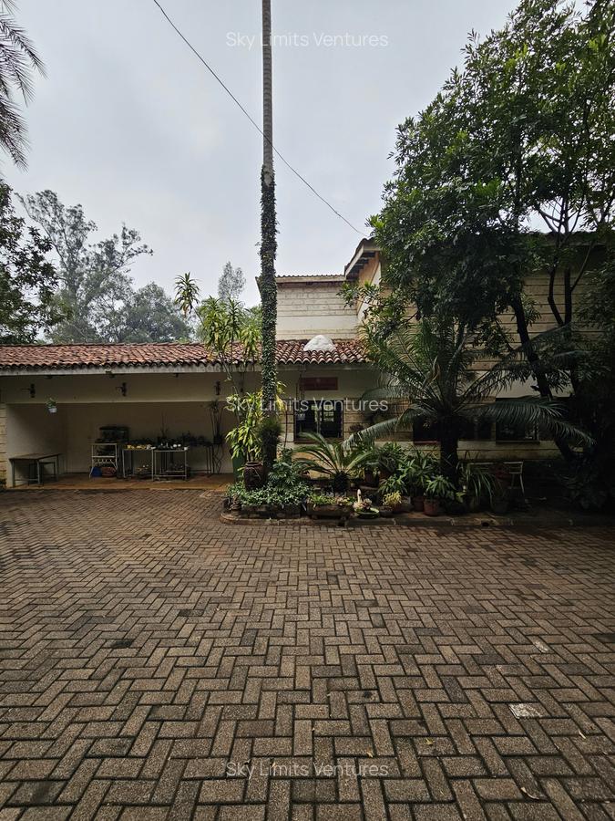 5 Bed House with Staff Quarters in Muthaiga - 2
