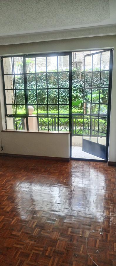 1 Bed Apartment with Parking at Kilimani - 6