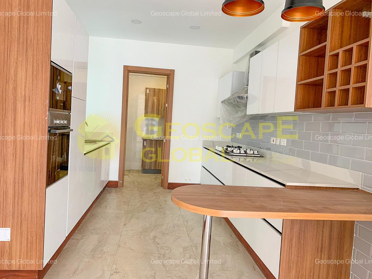 2 Bed Apartment with En Suite in Westlands Area - 11