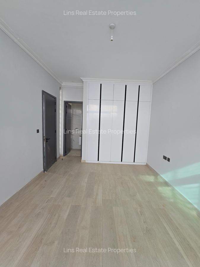 5 Bed Townhouse with En Suite in Lavington - 9