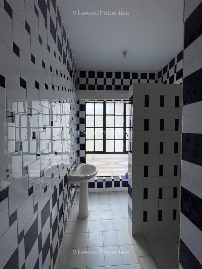 5 Bed House with En Suite in Gigiri - 9