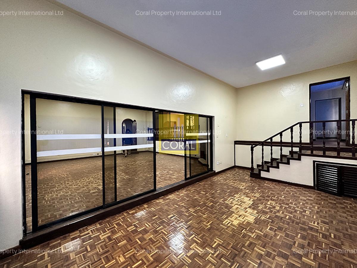 5,541 ft² Office in Gigiri - 1