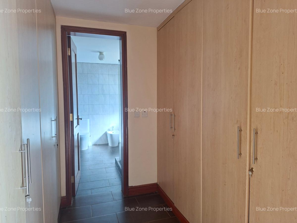 4 Bed House with En Suite at Off Benin Dr - 14