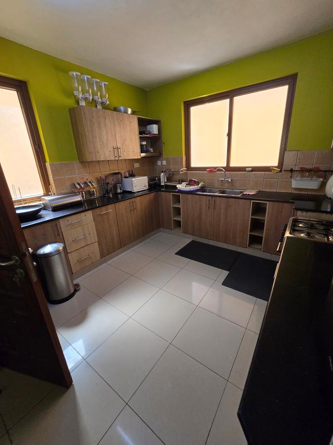 5 Bed Townhouse with En Suite at Nyali - 13