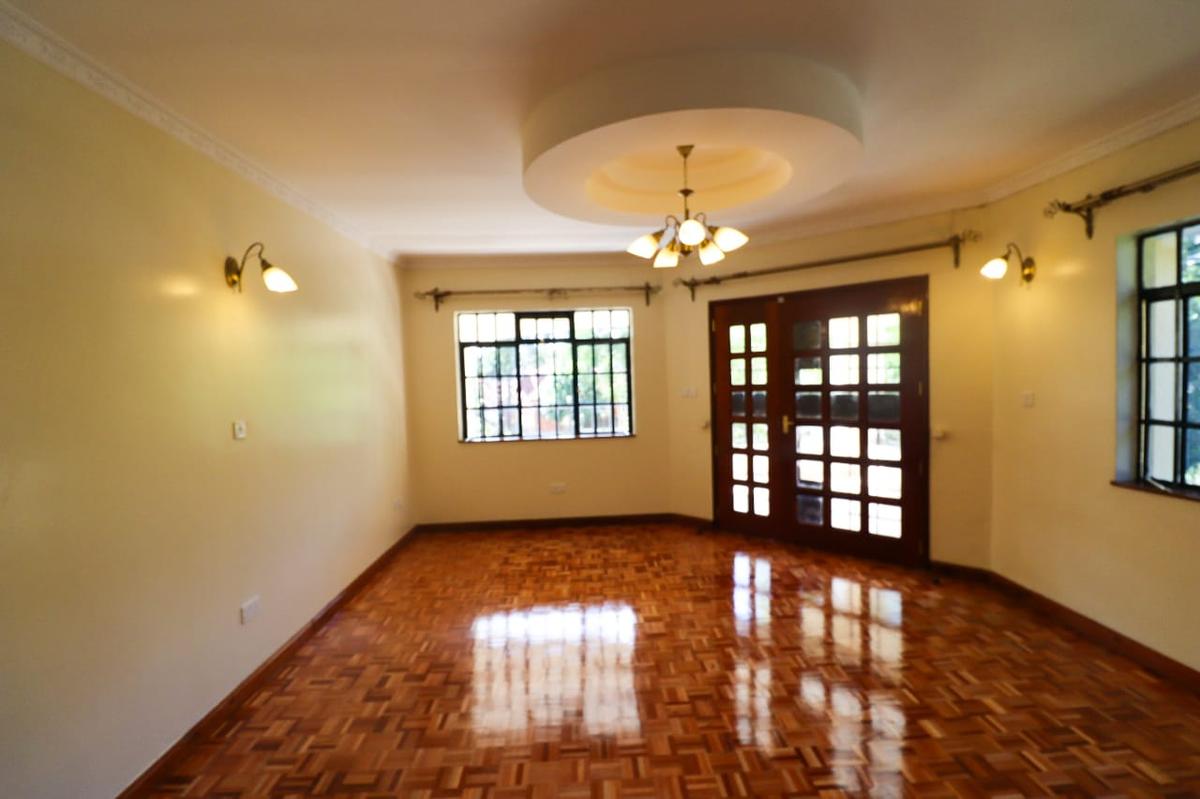 4 Bed Townhouse with En Suite at Oledume Road - 10