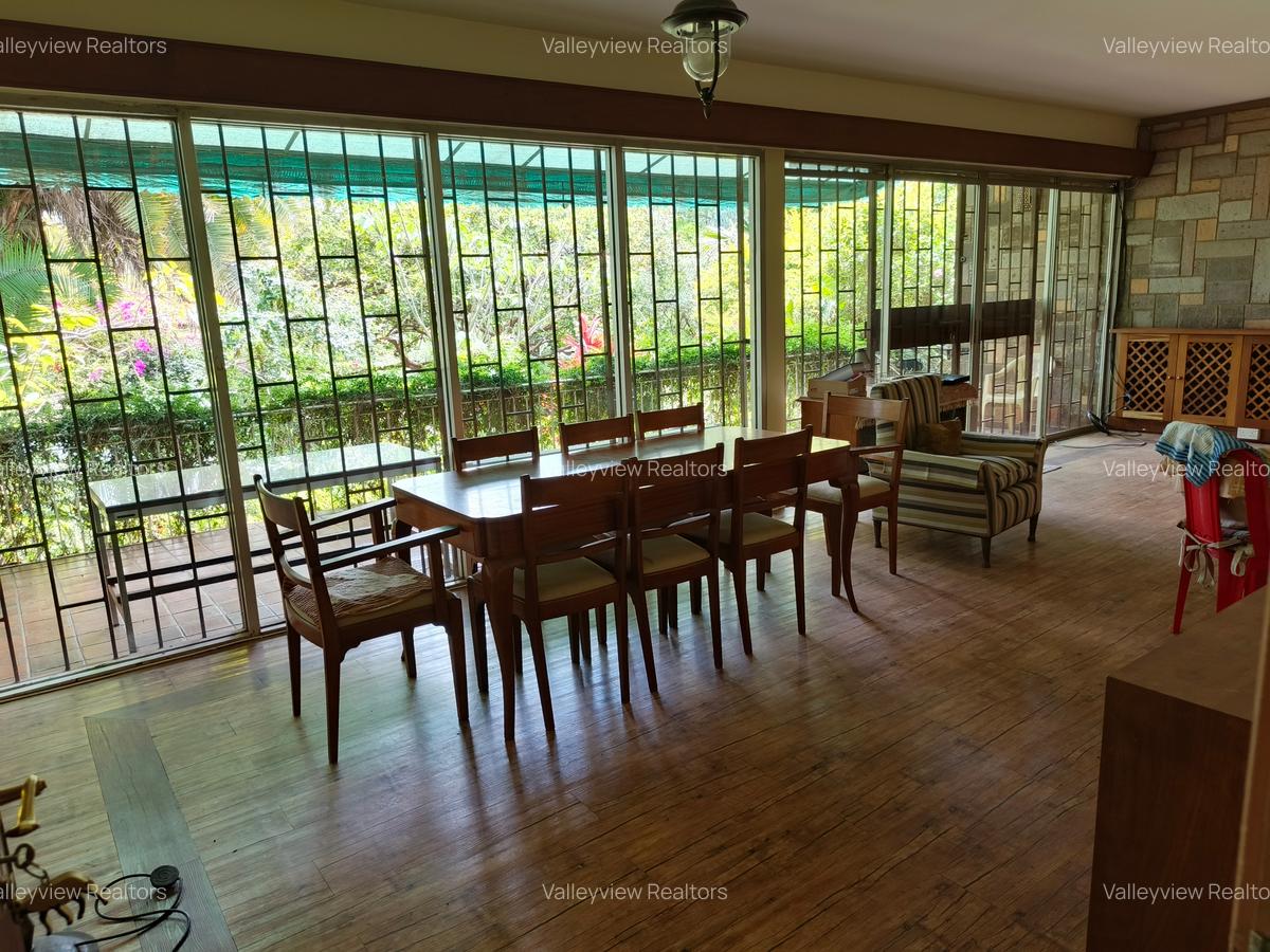 3 Bed Townhouse with En Suite at Lavington - 3