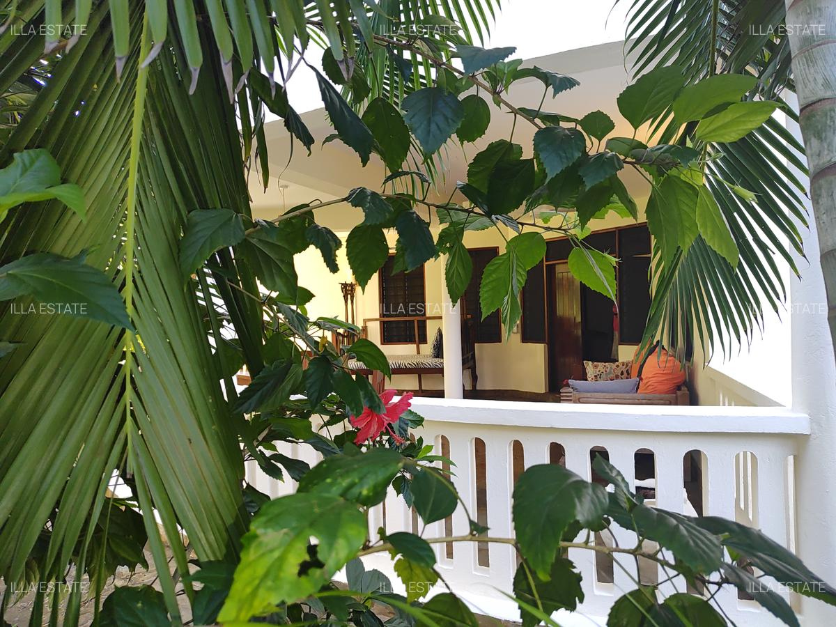 Serviced 2 Bed Apartment with En Suite at Diani Beach Road - 3