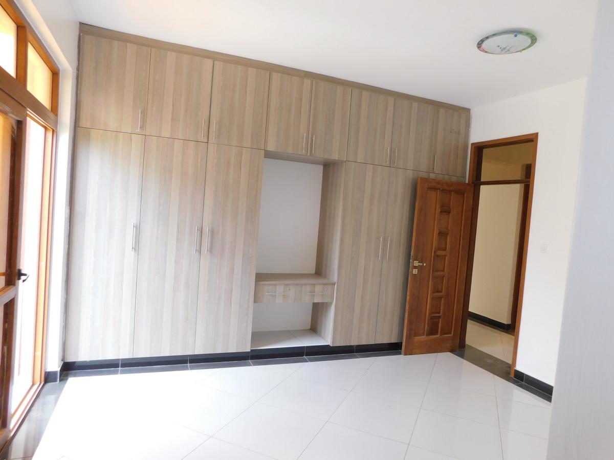 3 Bed Apartment with En Suite at Nyali - 15