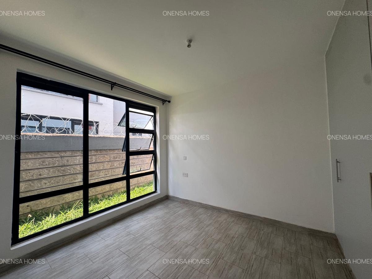 4 Bed Villa with En Suite in Eastern ByPass - 12