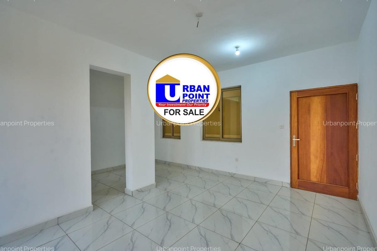 2 Bed Apartment with En Suite in Bamburi - 9