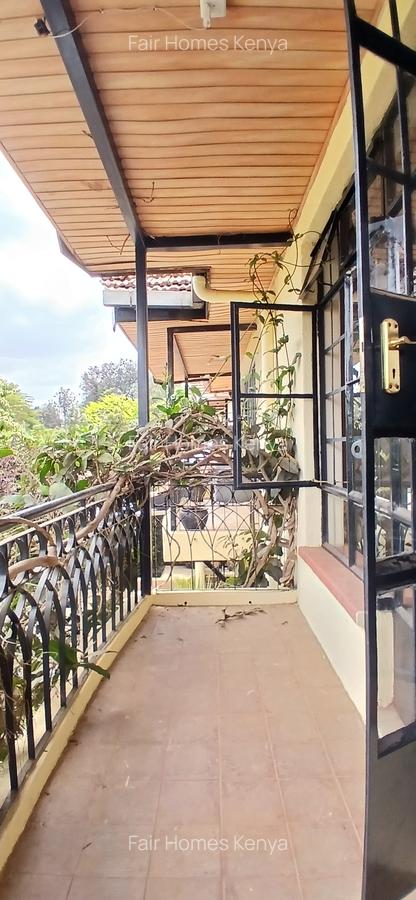 4 Bed Townhouse with En Suite at Lavington Green - 17