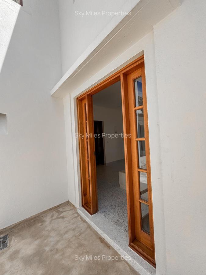 3 Bed Villa with En Suite at Watamu - 20