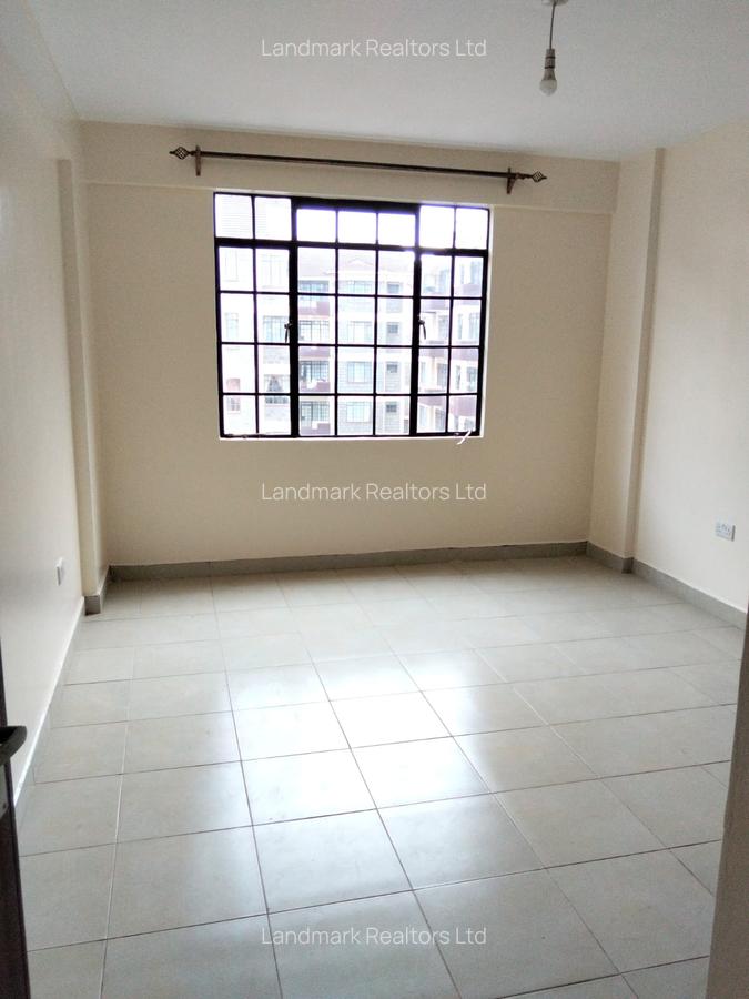 3 Bed Apartment with En Suite in Imara Daima - 3