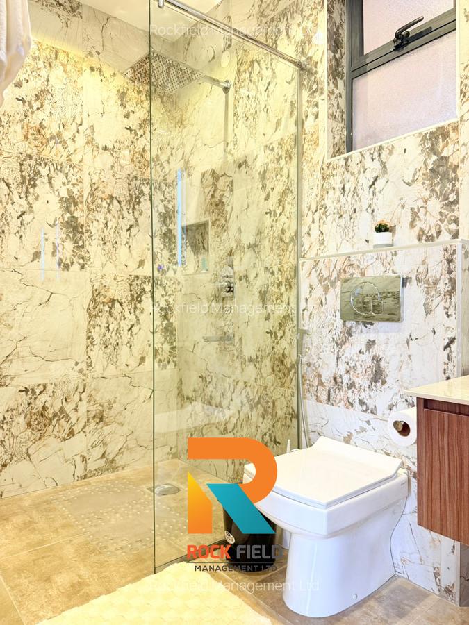 Serviced 2 Bed Apartment with En Suite in Brookside - 13