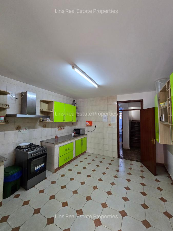 Commercial Property with Service Charge Included in Kileleshwa - 17
