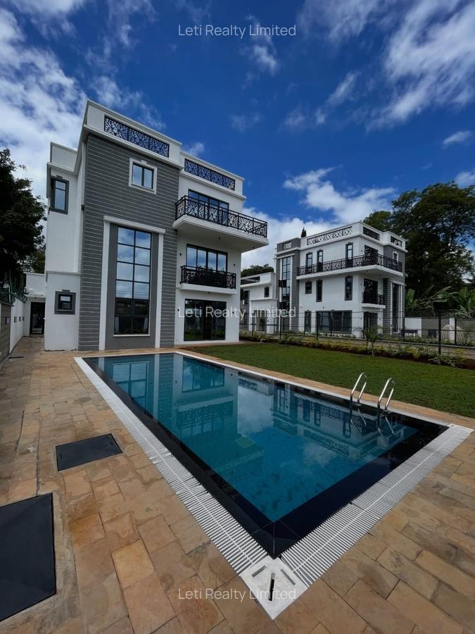 5 Bed Townhouse with En Suite in Lavington - 1