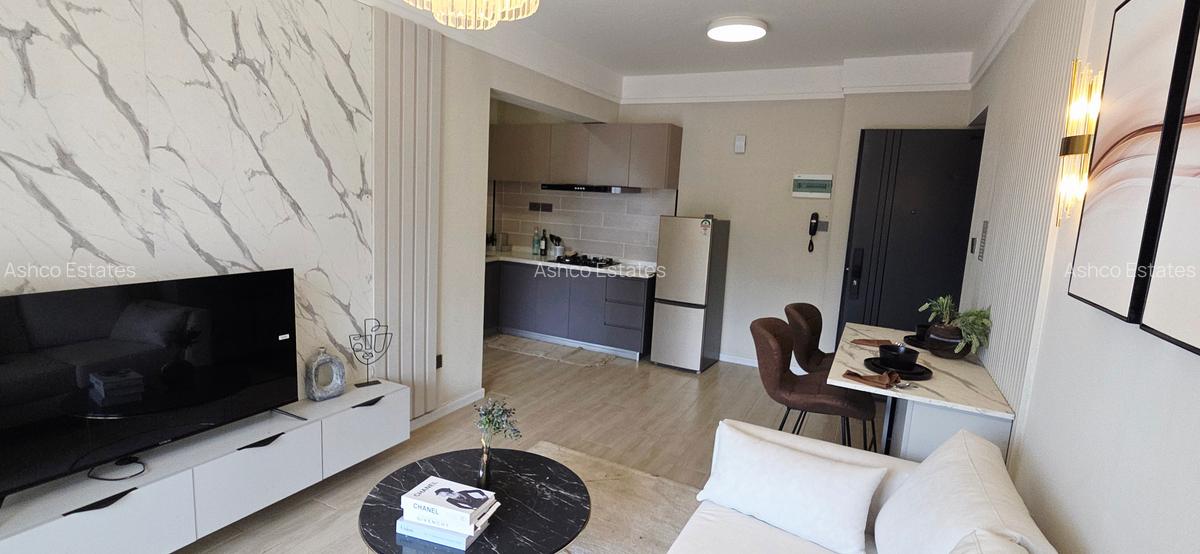 1 Bed Apartment with En Suite in Lavington - 2