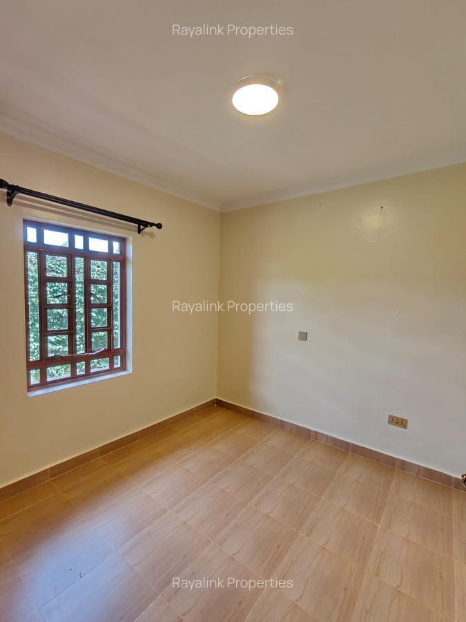 2 Bed House with En Suite at Karen - 11