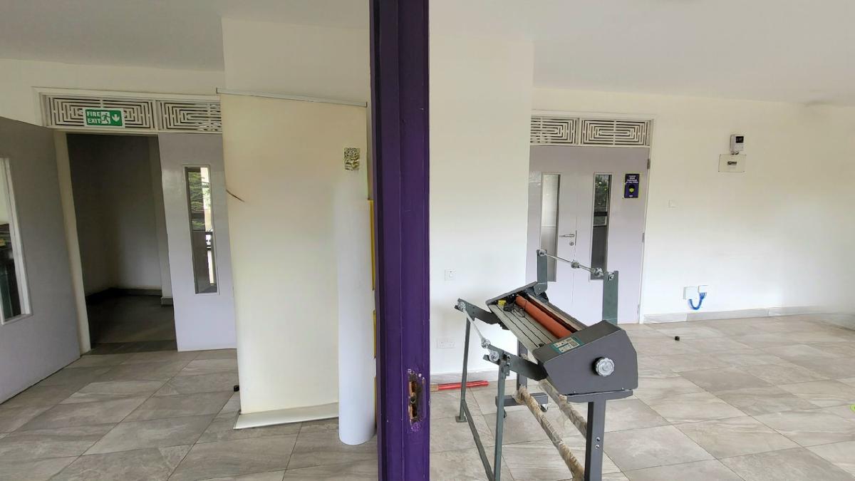 Office with Lift in Westlands Area - 7