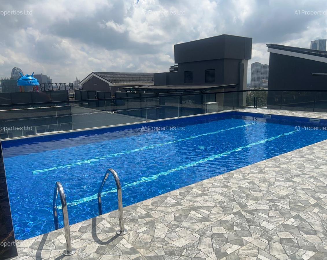 3 Bed Apartment with En Suite in Riverside - 1