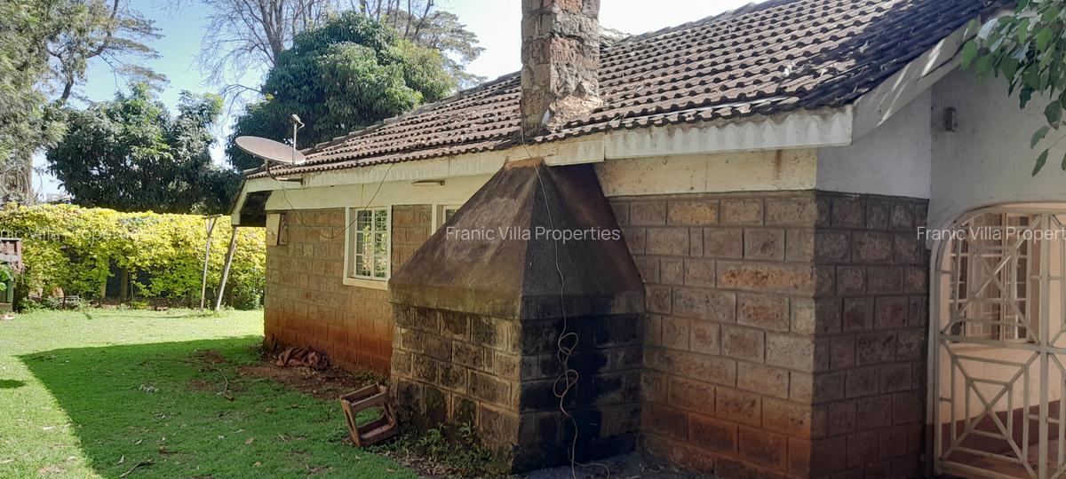 3 Bed Townhouse with En Suite at Kiambu Road - 5
