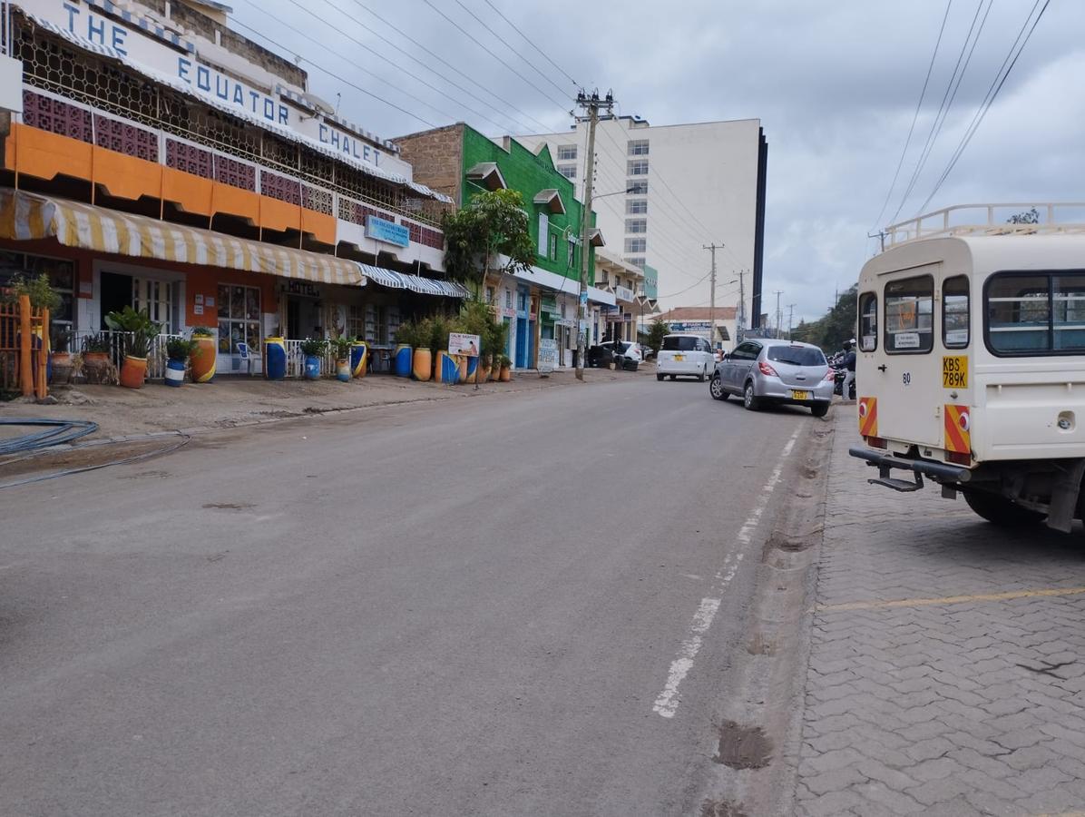 Furnished 4,000 ft² Commercial Property with Backup Generator at Kenyatta Avenue