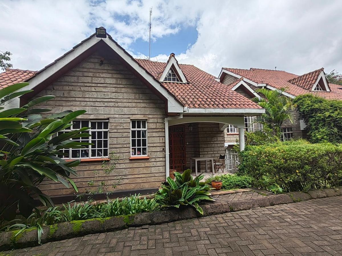 4 Bed Townhouse with En Suite in Lavington - 20